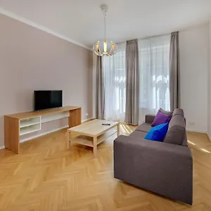Downtown Kodanska 4* Прага